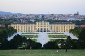 Güzel Çeşme Sarayı (Schloss Schönbrunn)