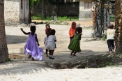 Zanzibar'ın Çocukları (The Kids Of Zanzibar) - 13